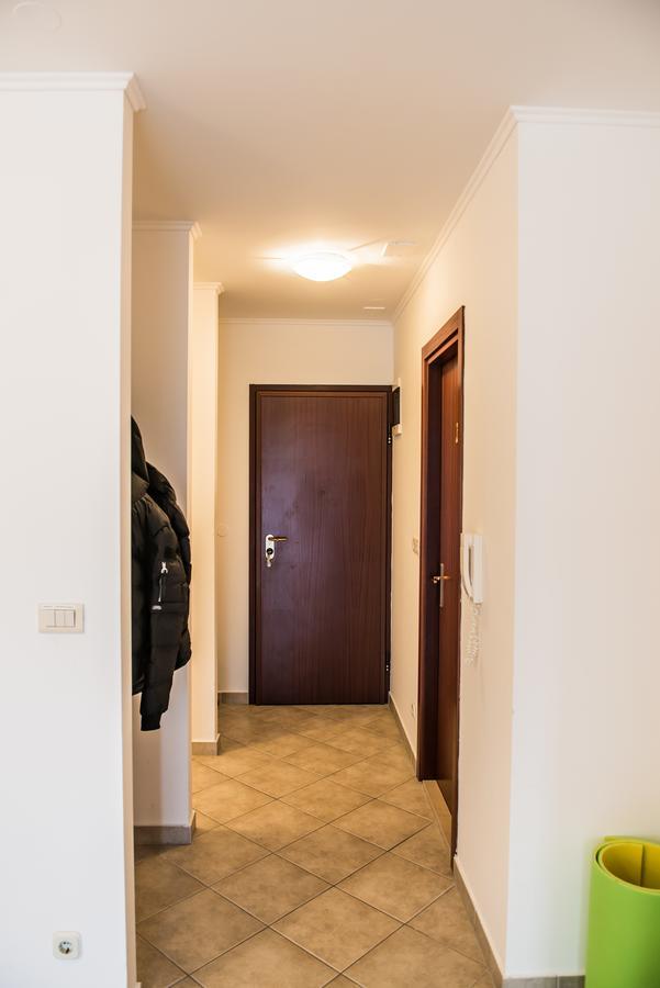 Studio Jere Near Sea Apartment Split Bagian luar foto
