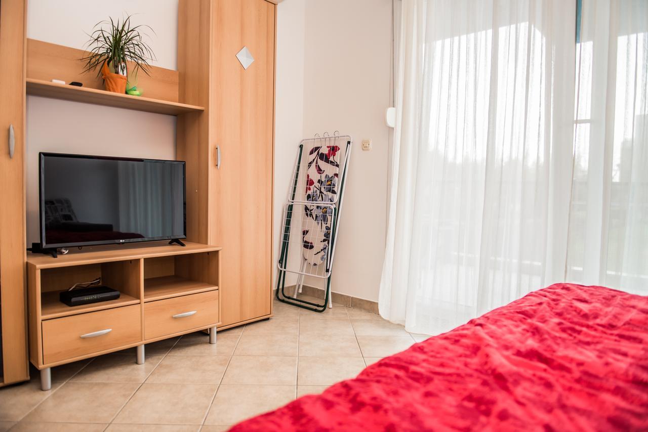 Studio Jere Near Sea Apartment Split Bagian luar foto